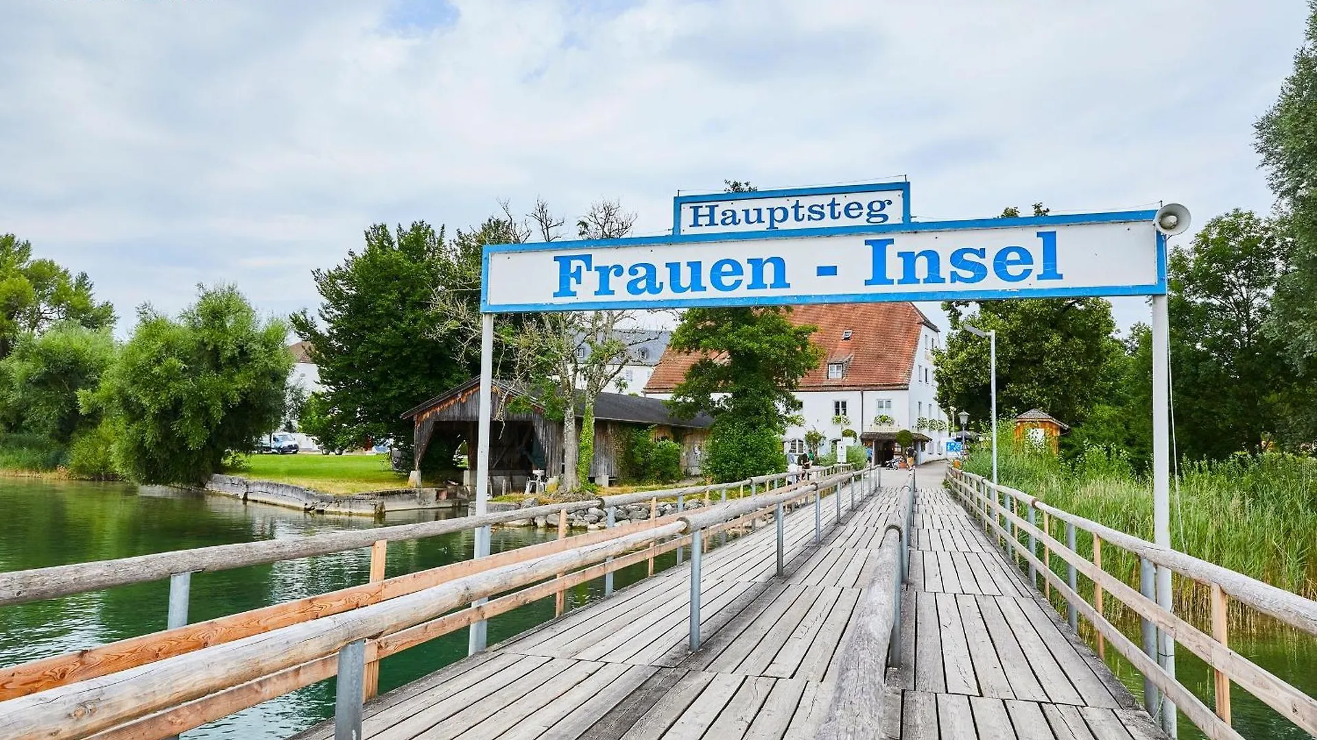 Apartment Stillvolle Ferienwohnung Zwischen Berge Und See Ubersee